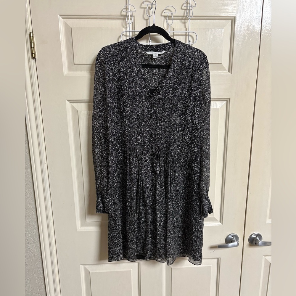Diane Von Furstenberg 100% Silk Long Sleeve Knee Length Polka Dot Dress